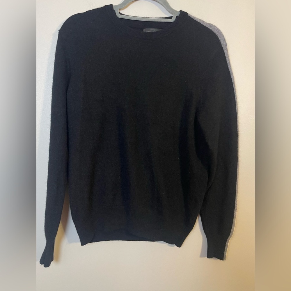Magaschoni Men's Classic Black Crewneck 100% Cashmere